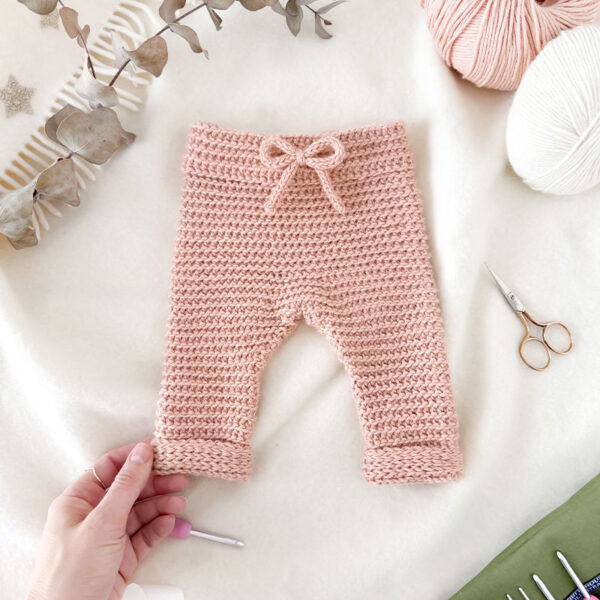 CUDDLES Baby Crochet Pants Pattern
